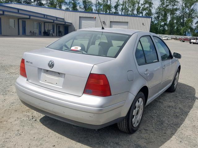 3VWRC29M7YM096926 - 2000 VOLKSWAGEN JETTA GL SILVER photo 4