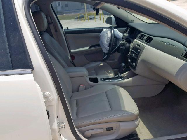 2G1WD58C379119194 - 2007 CHEVROLET IMPALA SUP 白色 照片 5