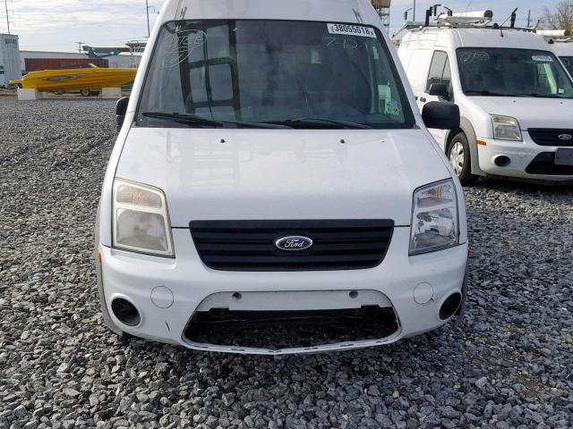 NM0LS7BN1DT135045 - 2013 FORD TRANSIT CO WHITE photo 9