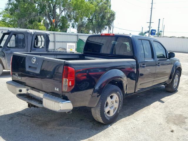 1N6AD09U47C452540 - 2007 NISSAN FRONTIER C BLACK photo 4