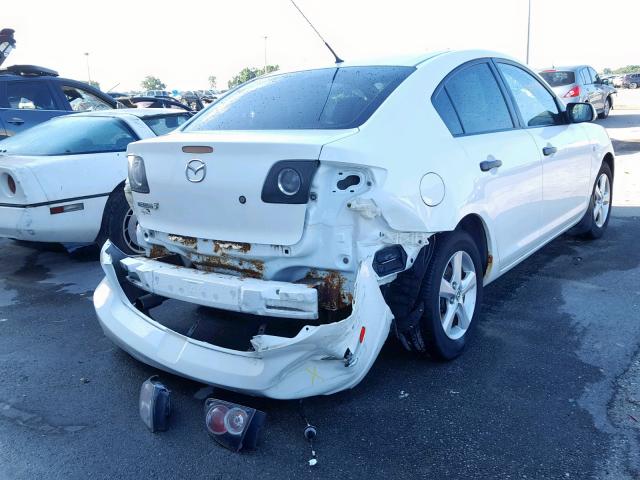 JM1BK32FX81177487 - 2008 MAZDA 3 I WHITE photo 4