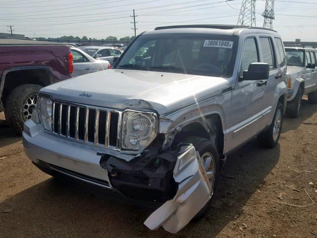 1J8GN58K68W272332 - 2008 JEEP LIBERTY LI SILVER photo 2