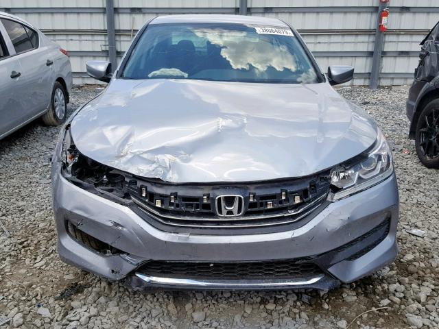 1HGCR2F35HA131805 - 2017 HONDA ACCORD LX SILVER photo 9