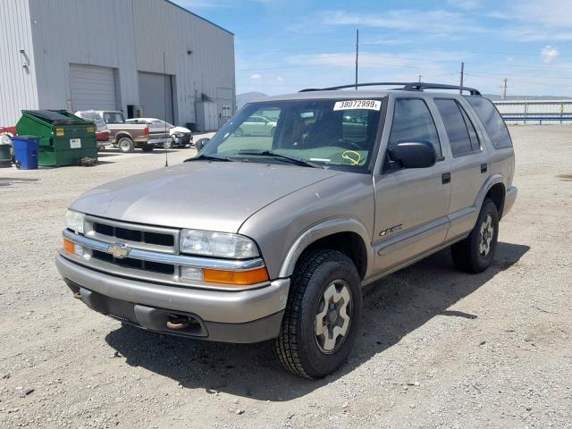 1GNDT13X84K146557 - 2004 CHEVROLET BLAZER TAN photo 2