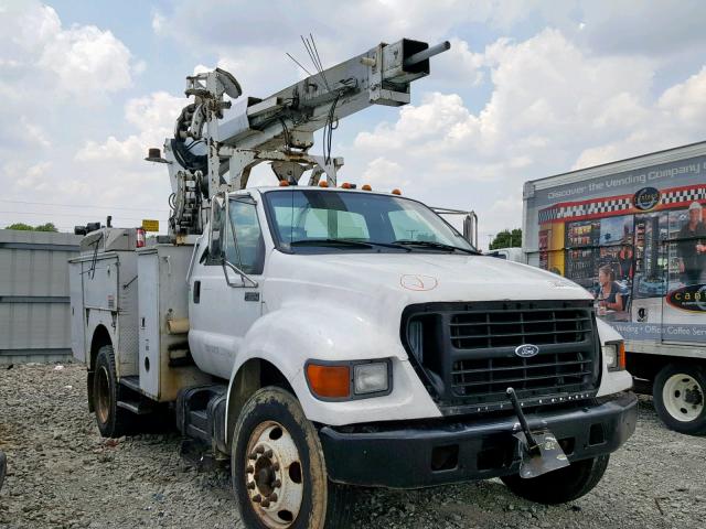 3FDNF6522YMA05268 - 2000 FORD F650 SUPER YELLOW photo 1