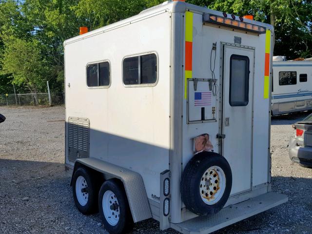 4YUUS1424WC000631 - 1997 UTILITY TRAILER WHITE photo 3