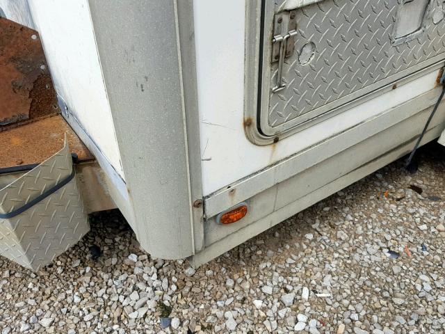 4YUUS1424WC000631 - 1997 UTILITY TRAILER WHITE photo 8