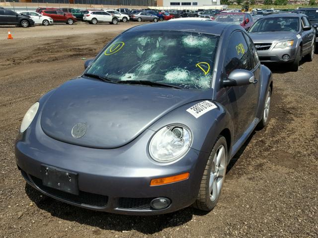 3VWSW31C67M519821 - 2007 VOLKSWAGEN NEW BEETLE GRAY photo 2