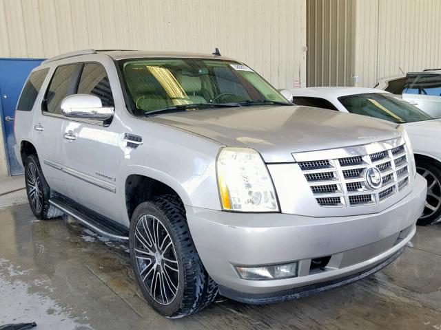 1GYFK638X7R171475 - 2007 CADILLAC ESCALADE L SILVER photo 1