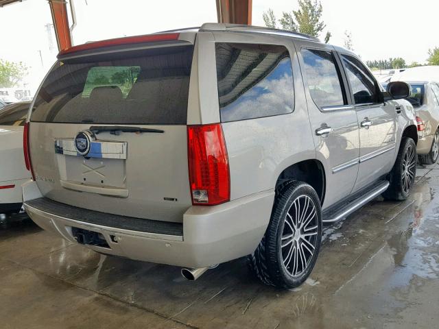 1GYFK638X7R171475 - 2007 CADILLAC ESCALADE L SILVER photo 4