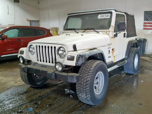 1J4FA49S9YP768348 - 2000 JEEP WRANGLER / WHITE photo 2