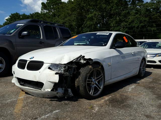 WBADX1C57CJ128158 - 2012 BMW 335 I SULE WHITE photo 2