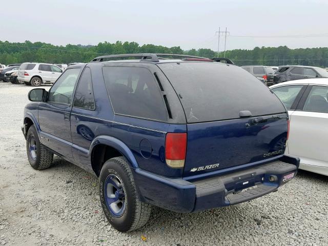 1GNCS18W61K149046 - 2001 CHEVROLET BLAZER BLUE photo 3