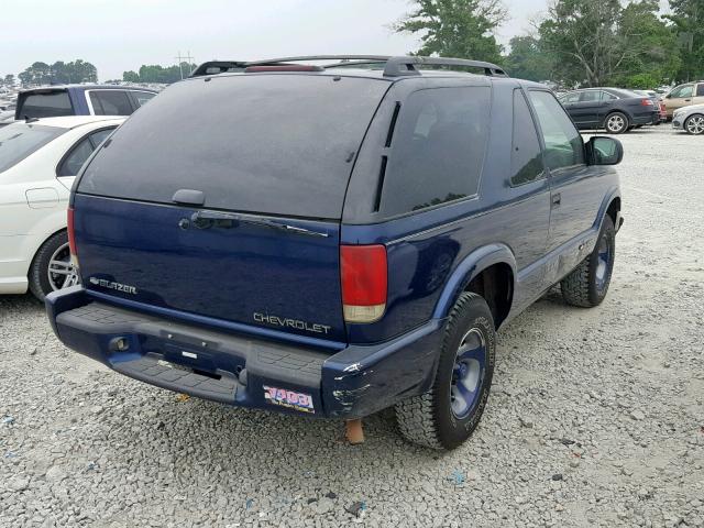 1GNCS18W61K149046 - 2001 CHEVROLET BLAZER BLUE photo 4