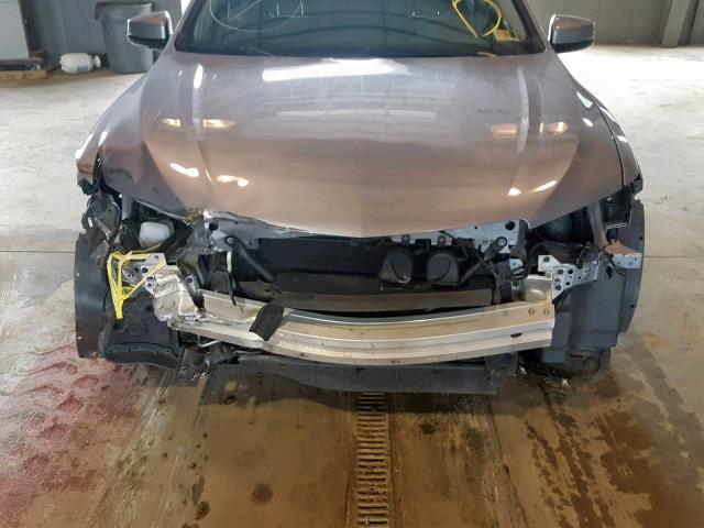 19UUB1F39GA008865 - 2016 ACURA TLX SILVER photo 9