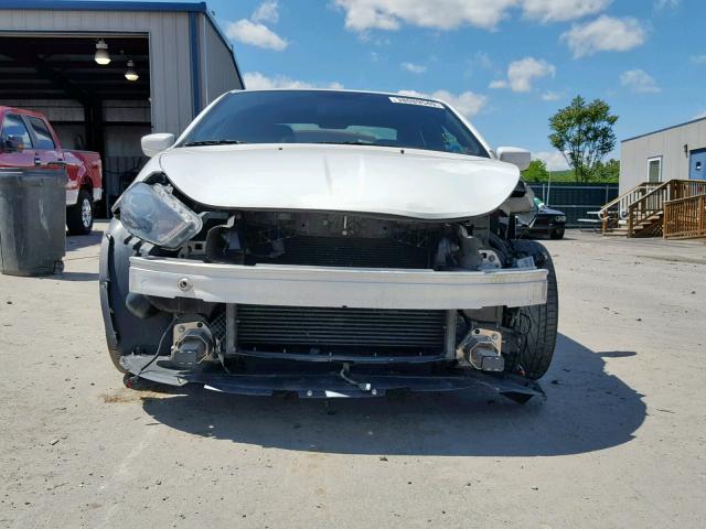 1C3CDFBH4DD256782 - 2013 DODGE DART SXT WHITE photo 9