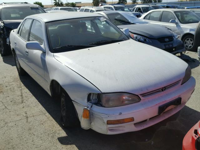 JT2BG12K6T0343658 - 1996 TOYOTA CAMRY DX WHITE photo 1