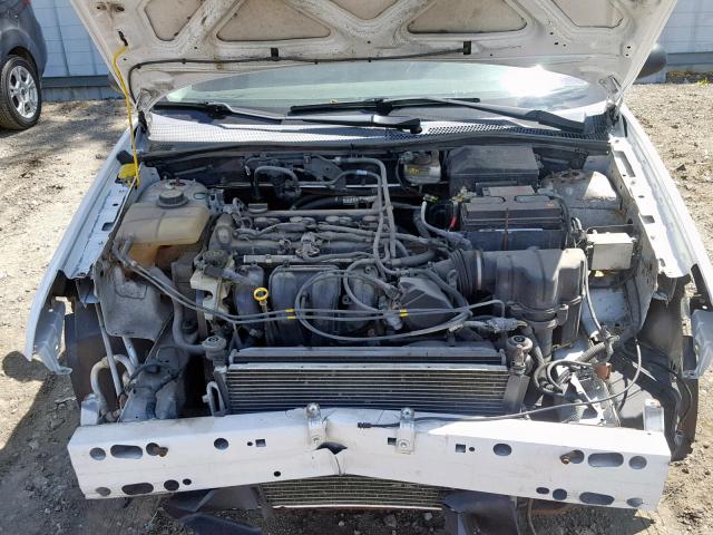 1FAFP37N06W196638 - 2006 FORD FOCUS ZX5 WHITE photo 7