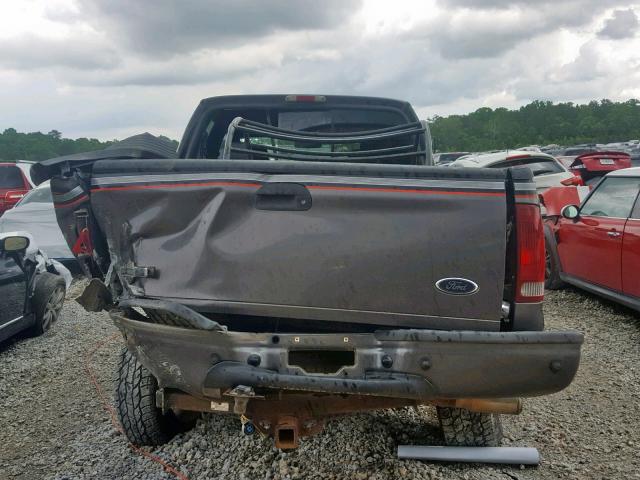 1FTSW31P24EC53088 - 2004 FORD F350 SRW S BLACK photo 9