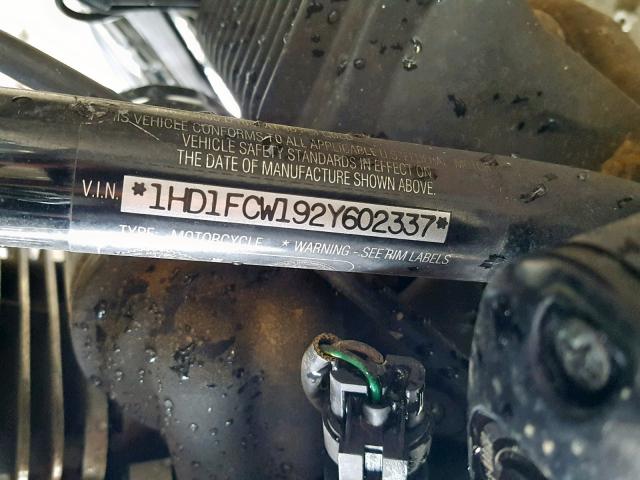 1HD1FCW192Y602337 - 2002 HARLEY-DAVIDSON FLHTCUI BLACK photo 10