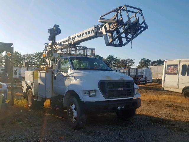 3FDNF65821MA16815 - 2001 FORD F650 SUPER WHITE photo 1