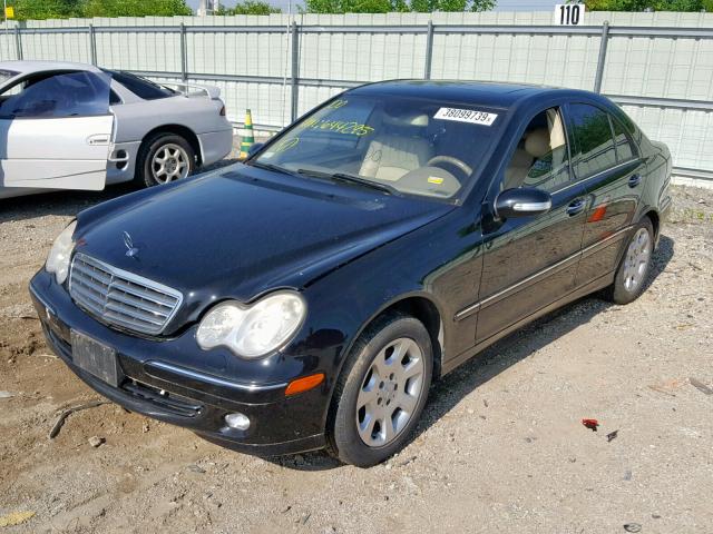 WDBRF84J55F644295 - 2005 MERCEDES-BENZ C 320 4MAT BLACK photo 2