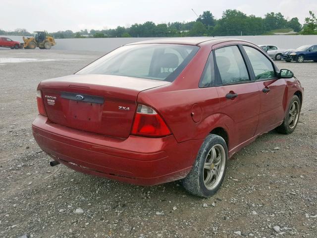 1FAFP34N75W236538 - 2005 FORD FOCUS ZX4 RED photo 4