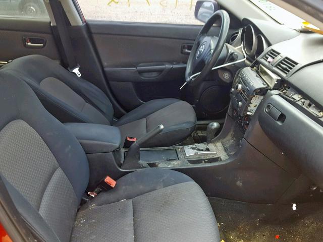 JM1BK12F651235742 - 2005 MAZDA 3 I RED photo 5