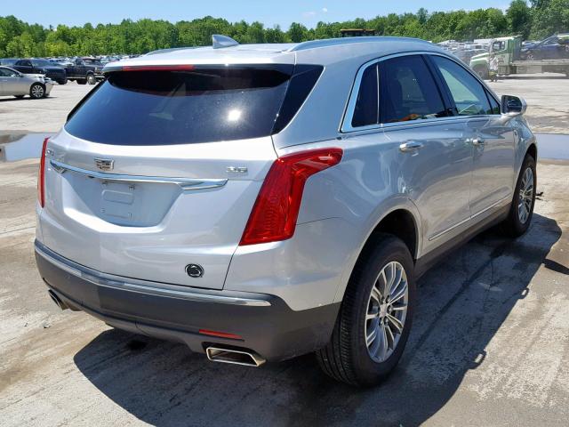 1GYKNBRS4HZ321762 - 2017 CADILLAC XT5 LUXURY SILVER photo 4