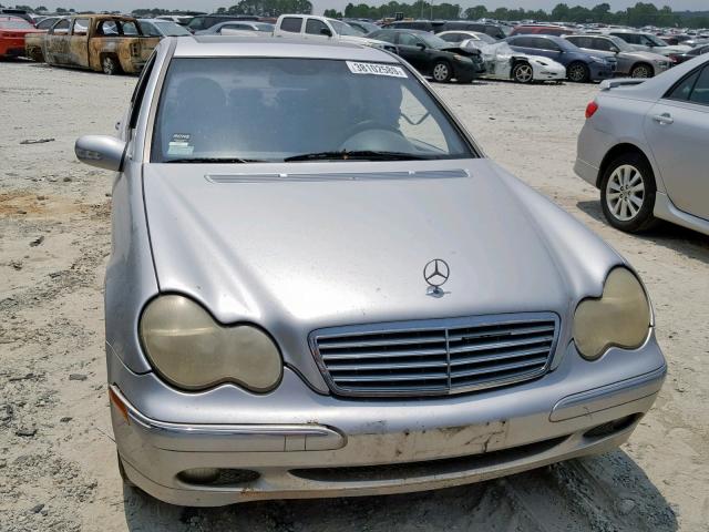 WDBRF61J82E003670 - 2002 MERCEDES-BENZ C 240 SILVER photo 10