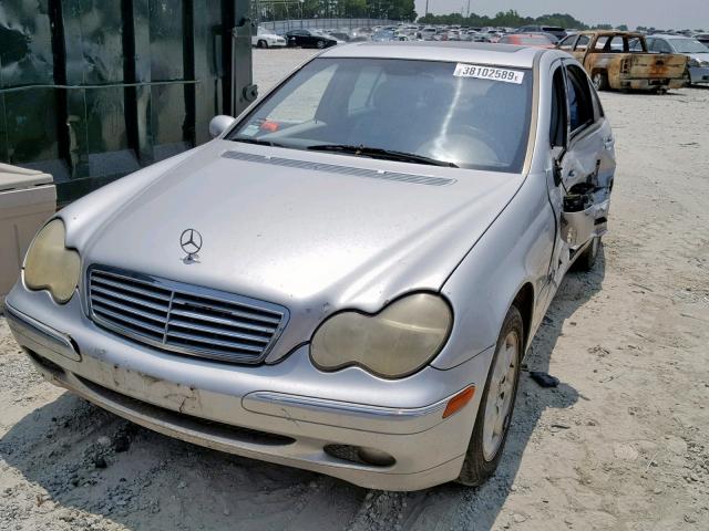 WDBRF61J82E003670 - 2002 MERCEDES-BENZ C 240 SILVER photo 2