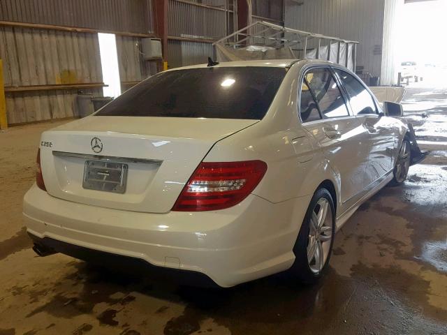 WDDGF4HB7CR209090 - 2012 MERCEDES-BENZ C 250 WHITE photo 4