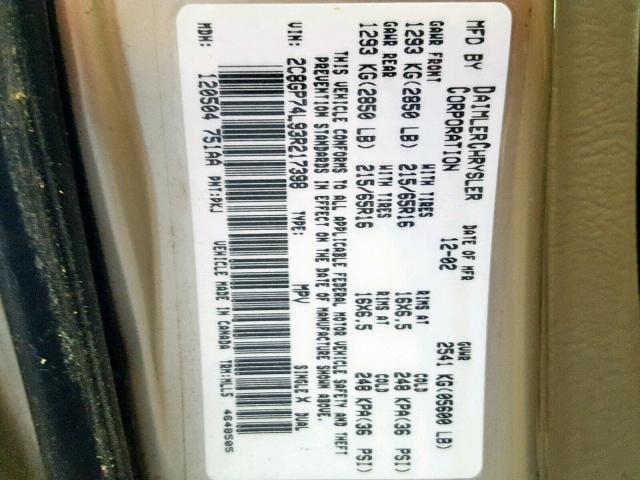 2C8GP74L93R217398 - 2003 CHRYSLER TOWN & COU GOLD photo 10