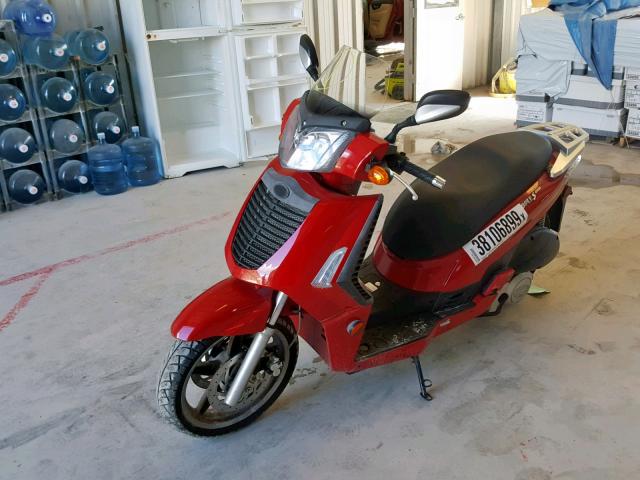 RFBD2K2179B190722 - 2009 KYMCO USA INC PEOPLE S RED photo 2