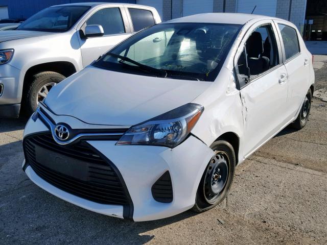 VNKKTUD34HA083327 - 2017 TOYOTA YARIS L WHITE photo 2