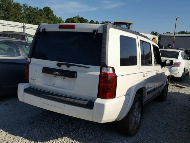1J8HG48K17C601267 - 2007 JEEP COMMANDER WHITE photo 4