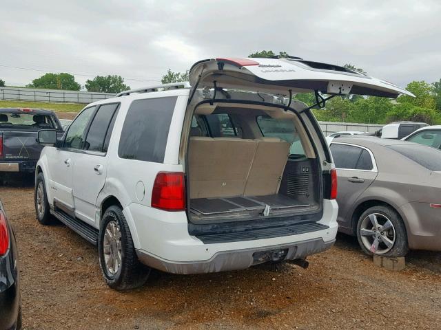 5LMFU28R83LJ39303 - 2003 LINCOLN NAVIGATOR 白色 照片 3