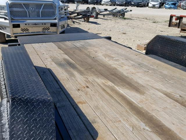 4P5T62021H1270021 - 2017 PJ TRAILER BLACK photo 6