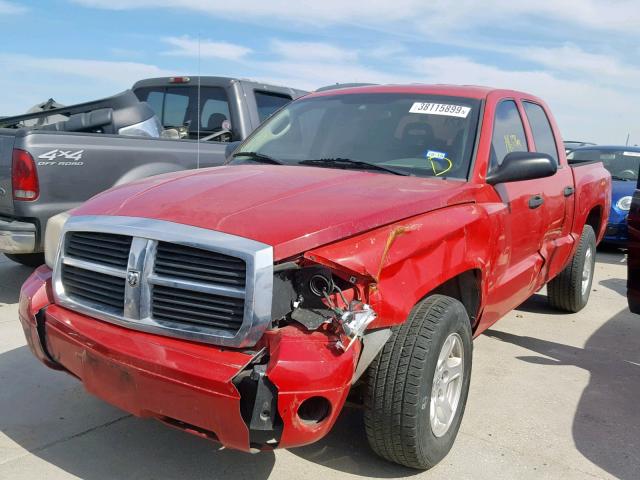 1D7HE28K15S180418 - 2005 DODGE DAKOTA QUA RED photo 2