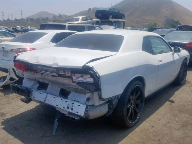 2C3CDYAG2DH736407 - 2013 DODGE CHALLENGER WHITE photo 4