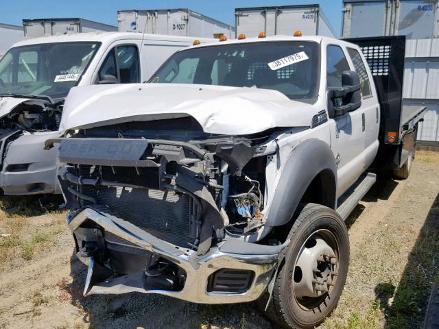 1FD0W5GT6GEC70774 - 2016 FORD F550 SUPER WHITE photo 2