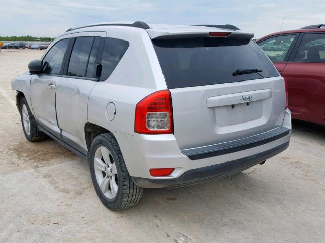 1J4NT1FB5BD287210 - 2011 JEEP COMPASS SP Күміс фото 3