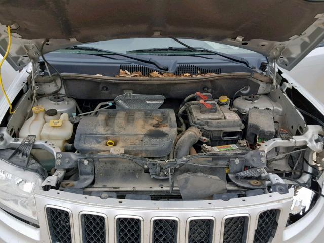 1J4NT1FB5BD287210 - 2011 JEEP COMPASS SP Күміс фото 7
