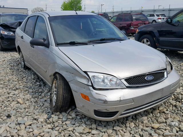 1FAFP34N87W266330 - 2007 FORD FOCUS ZX4 SILVER photo 1