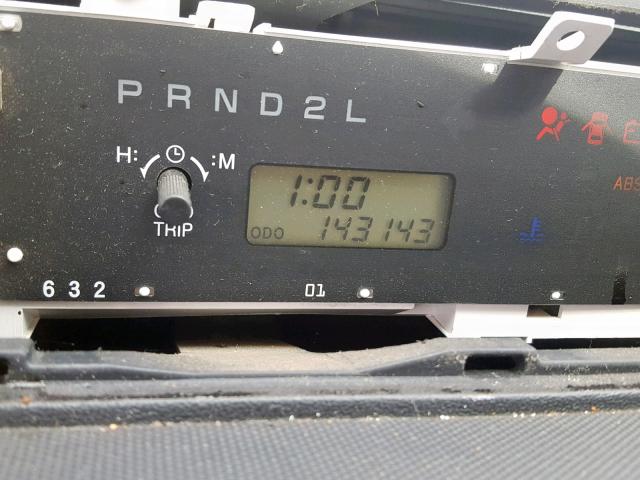 JTLKT324240156388 - 2004 TOYOTA SCION XB 银色 照片 8