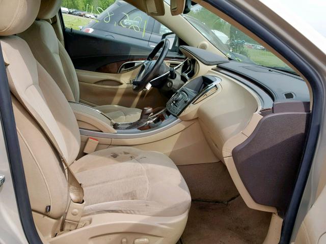 1G4GA5EC2BF177754 - 2011 BUICK LACROSSE C TAN photo 5