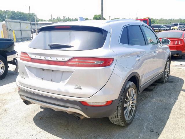 5LMCJ3C9XGUJ12791 - 2016 LINCOLN MKC RESERV SILVER photo 4