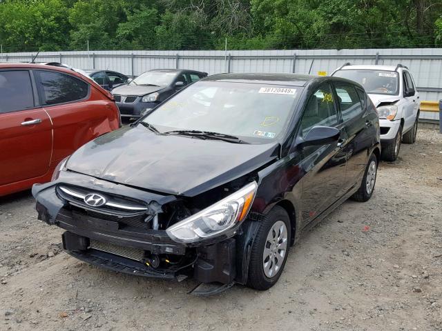 KMHCT5AE0GU244046 - 2016 HYUNDAI ACCENT SE BLACK photo 2