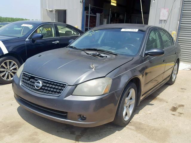 1N4BL11E15N475107 - 2005 NISSAN ALTIMA SE GRAY photo 2