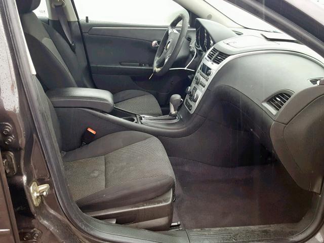 1G1ZC5E13BF256039 - 2011 CHEVROLET MALIBU 1LT ნაცრისფერი ფოტო 5
